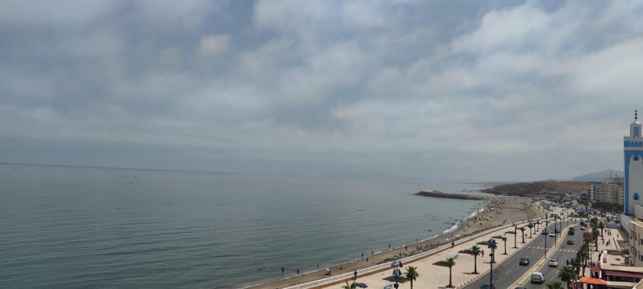 Hotel Al Andalous 프니데크 외부 사진