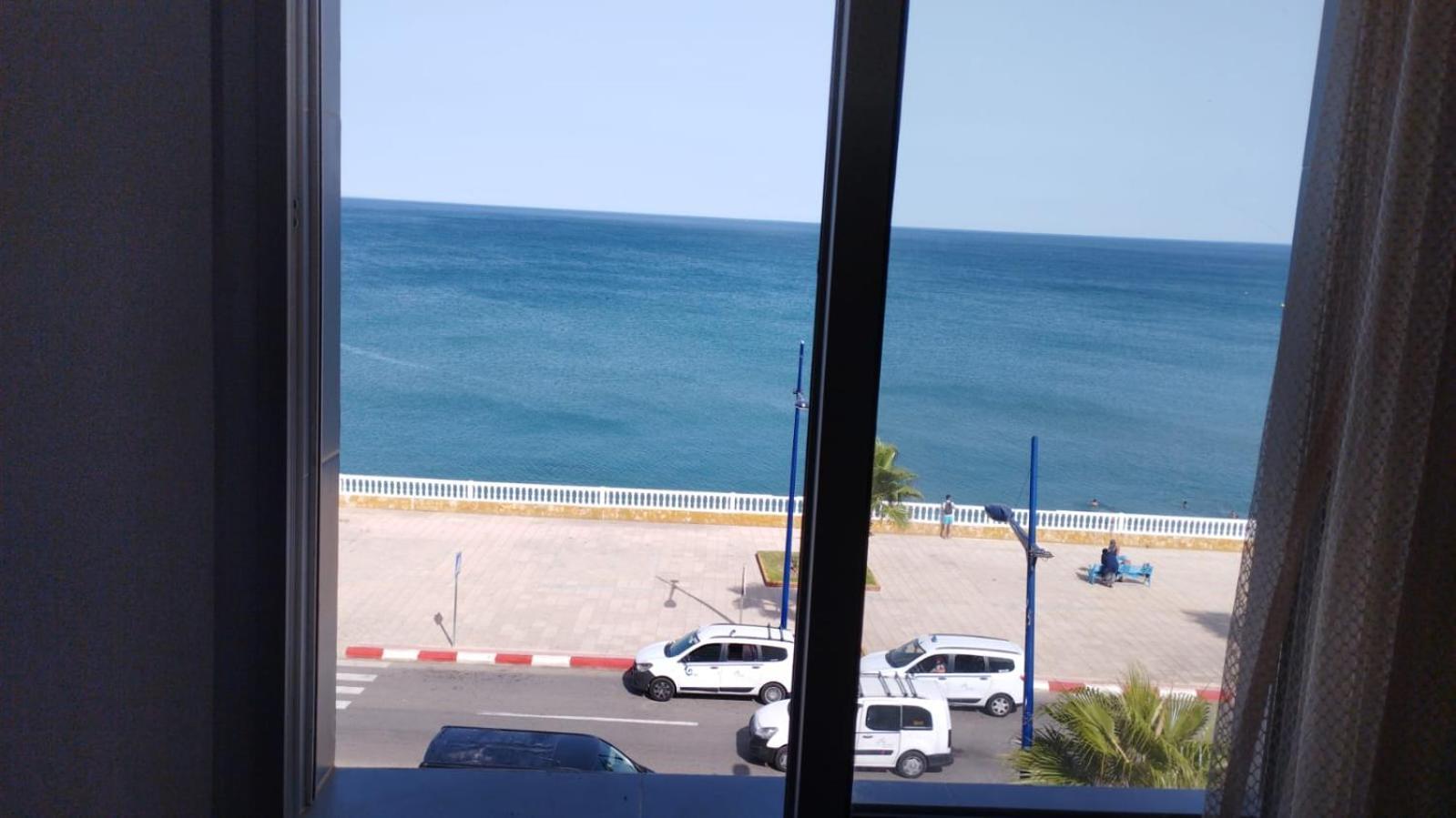 Hotel Al Andalous 프니데크 외부 사진